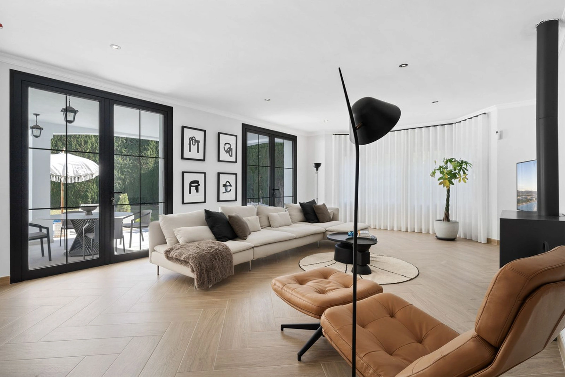 Villa for sale in Mijas Golf, Mijas Costa