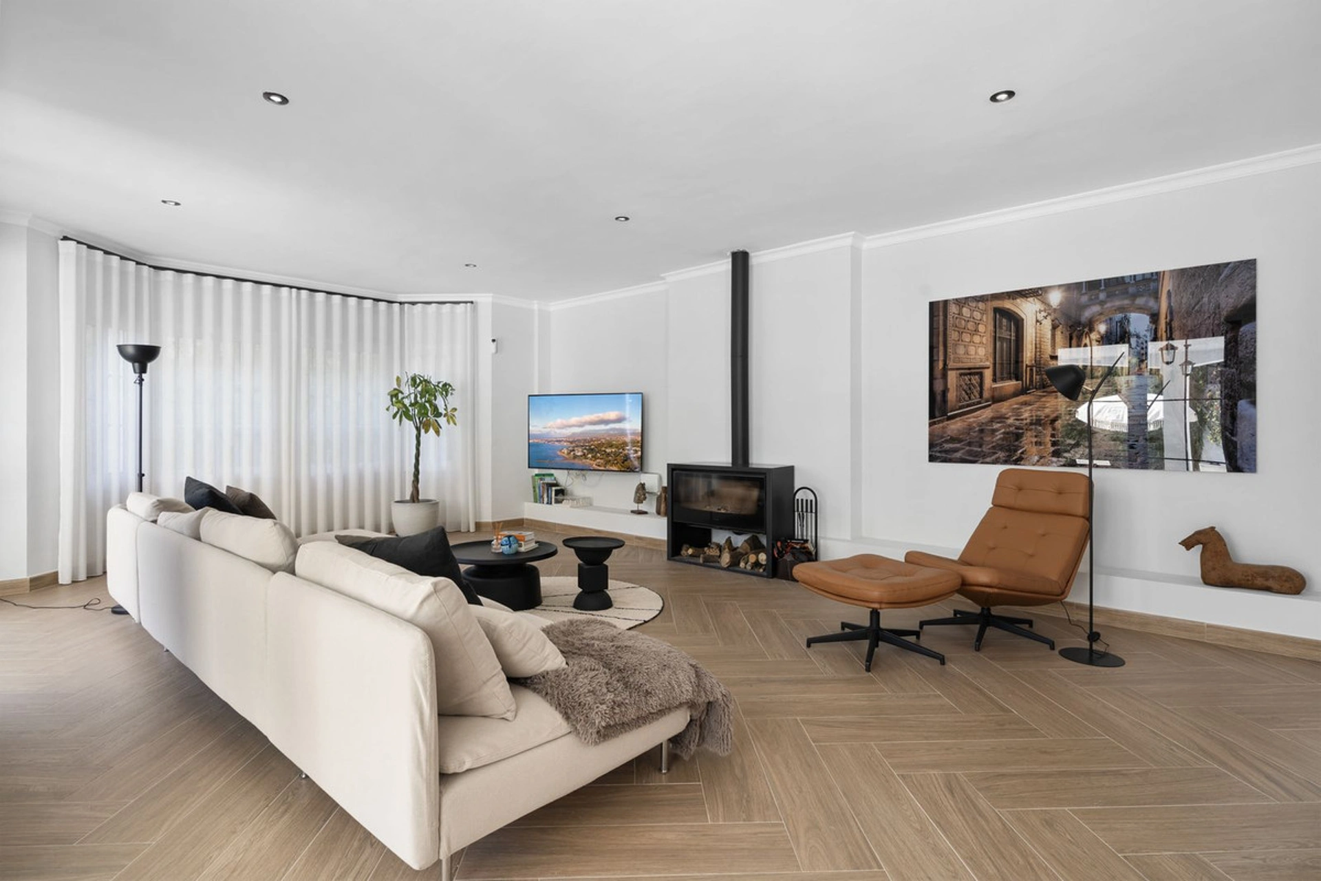 Villa for sale in Mijas Golf, Mijas Costa