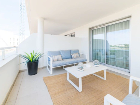 Apartment for sale in New Golden Mile, Estepona East