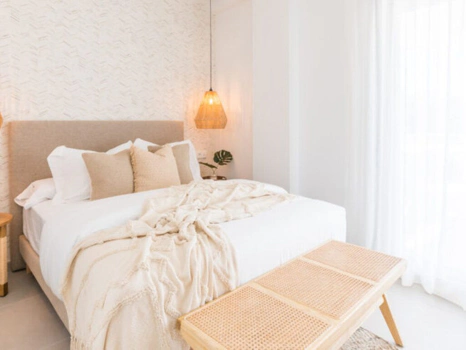 Apartment for sale in New Golden Mile, Estepona East