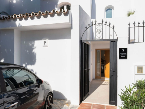 Town House for sale in Nueva Andalucia, Marbella