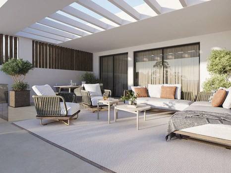 Ground Floor Apartment for sale in New Golden Mile, Estepona East