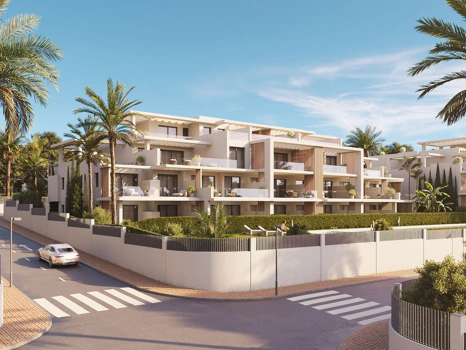 Ground Floor Apartment for sale in New Golden Mile, Estepona East