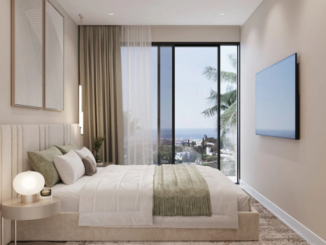 Ground Floor Apartment for sale in New Golden Mile, Estepona East