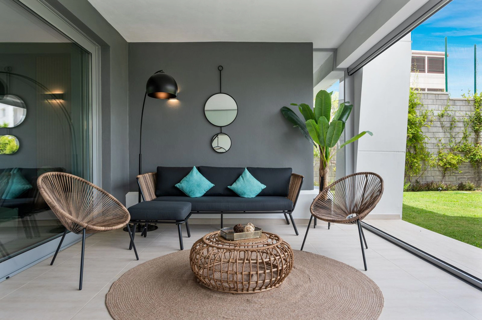 Apartamento Planta Baja en venta en New Golden Mile, Estepona Este