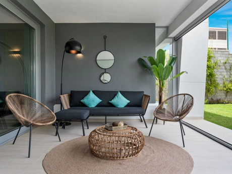 Ground Floor Apartment for sale in New Golden Mile, Estepona East