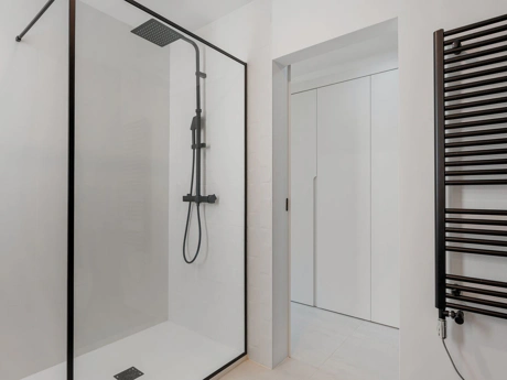 Ground Floor Apartment for sale in New Golden Mile, Estepona East