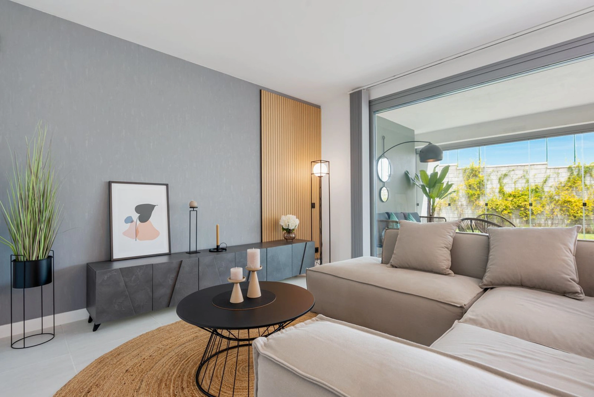 Apartamento Planta Baja en venta en New Golden Mile, Estepona Este