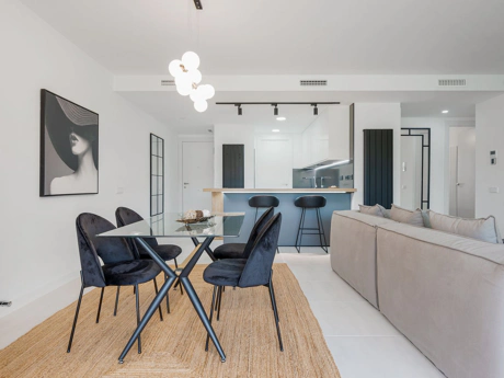 Ground Floor Apartment for sale in New Golden Mile, Estepona East