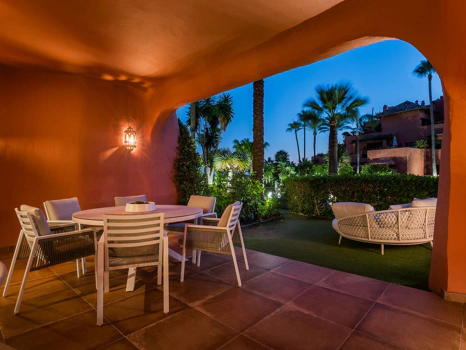 Ground Floor Apartment for sale in Estepona
