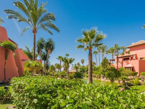 Ground Floor Apartment for sale in Estepona