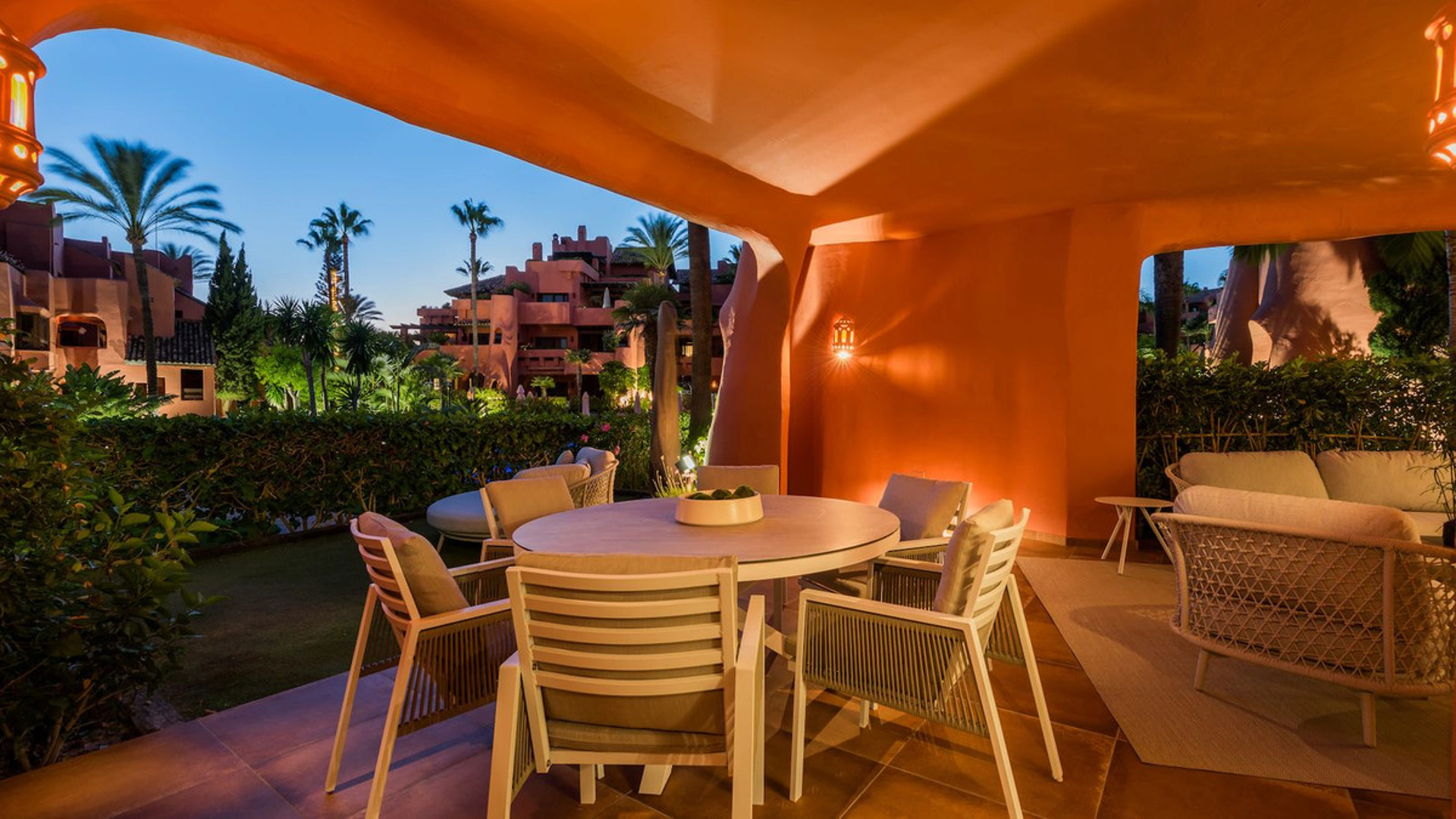 Ground Floor Apartment for sale in Estepona