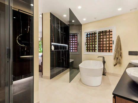 Ground Floor Apartment for sale in Estepona