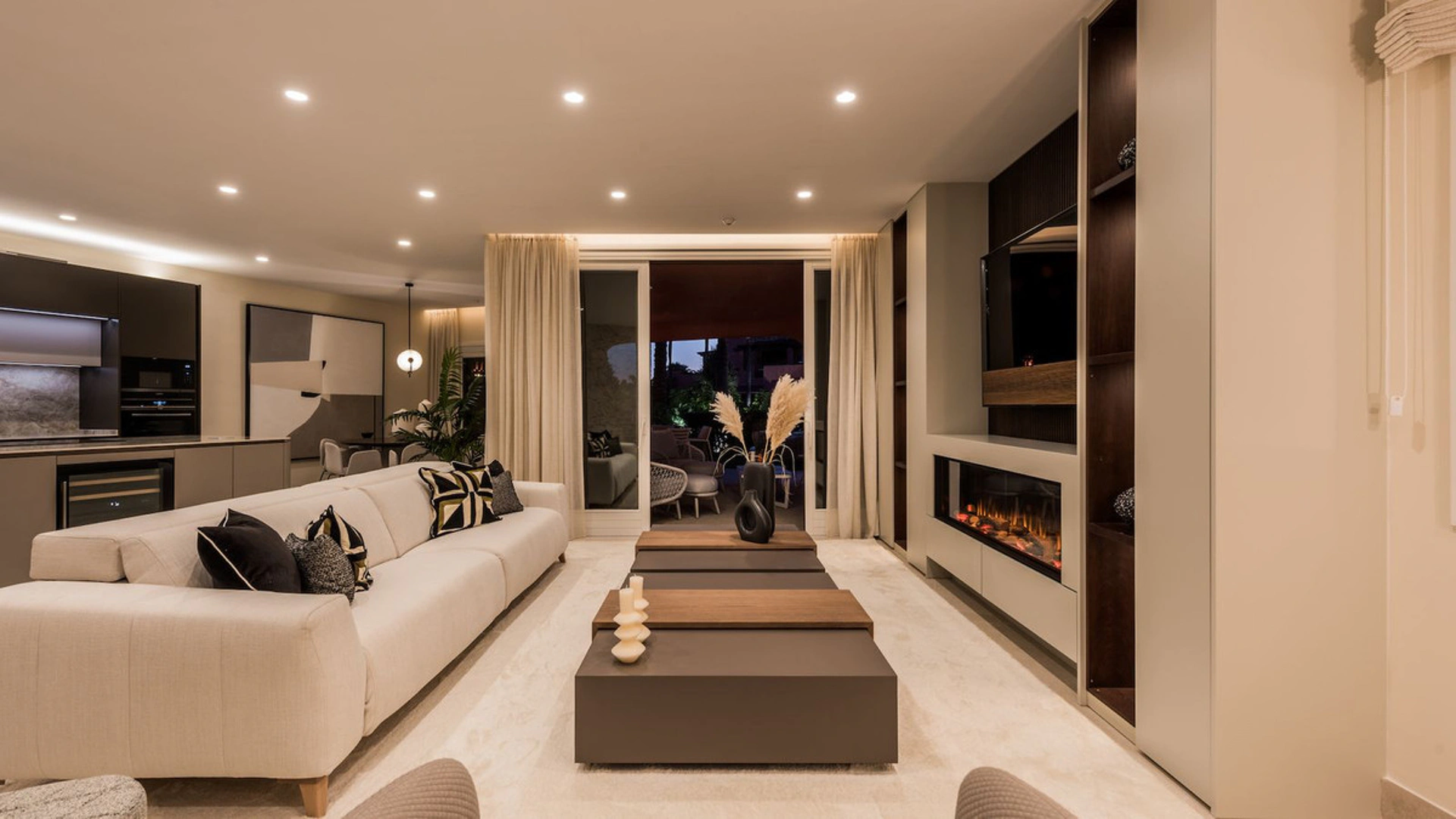 Ground Floor Apartment for sale in Estepona