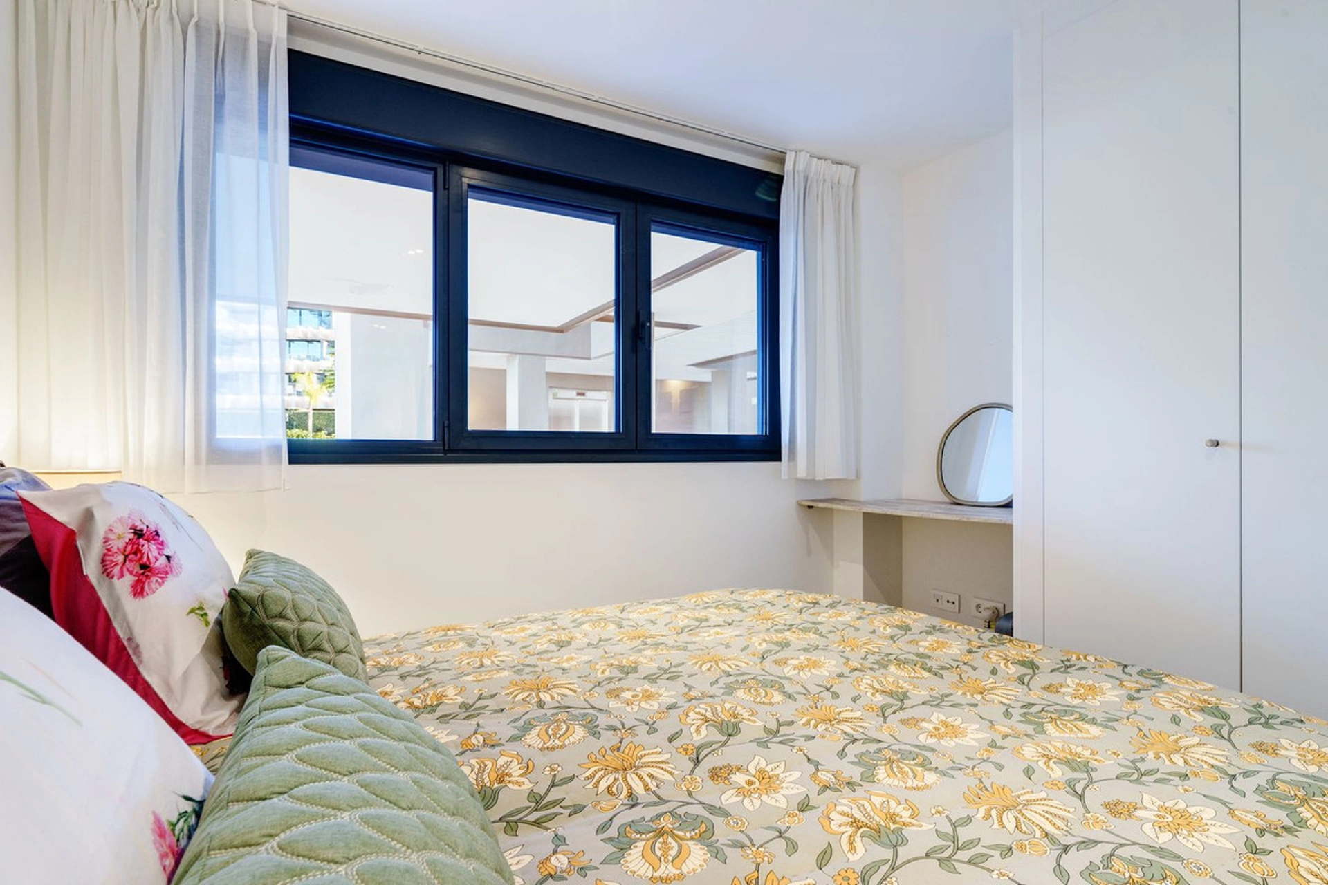 Apartment for sale in Estepona