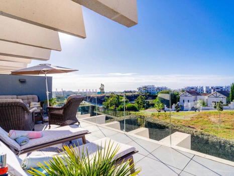 Apartment for sale in Estepona