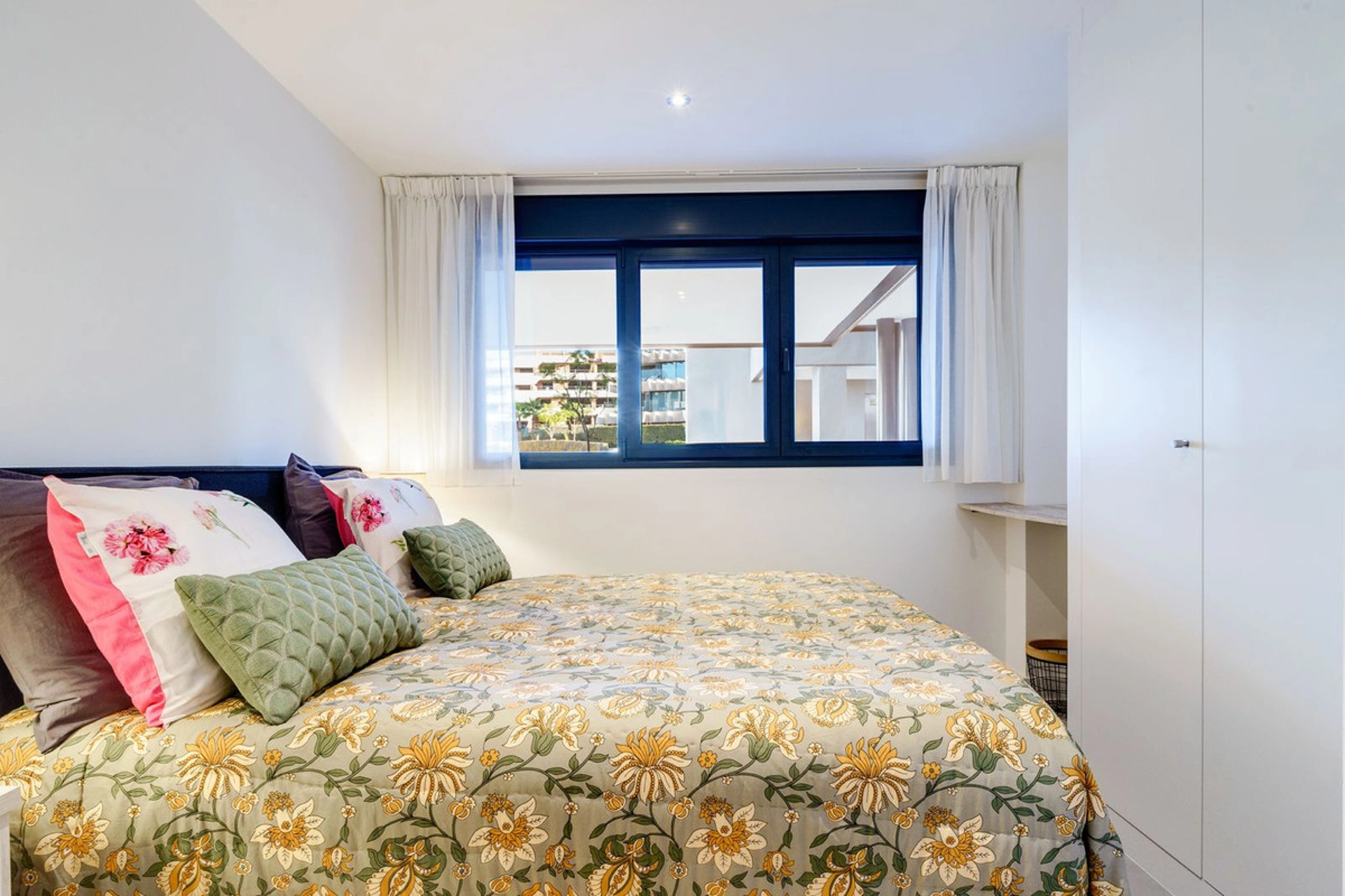 Apartment for sale in Estepona