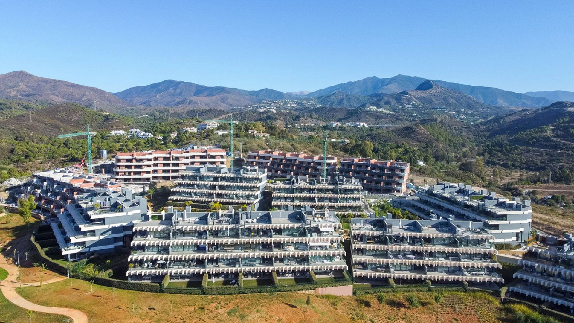 Apartment for sale in Estepona