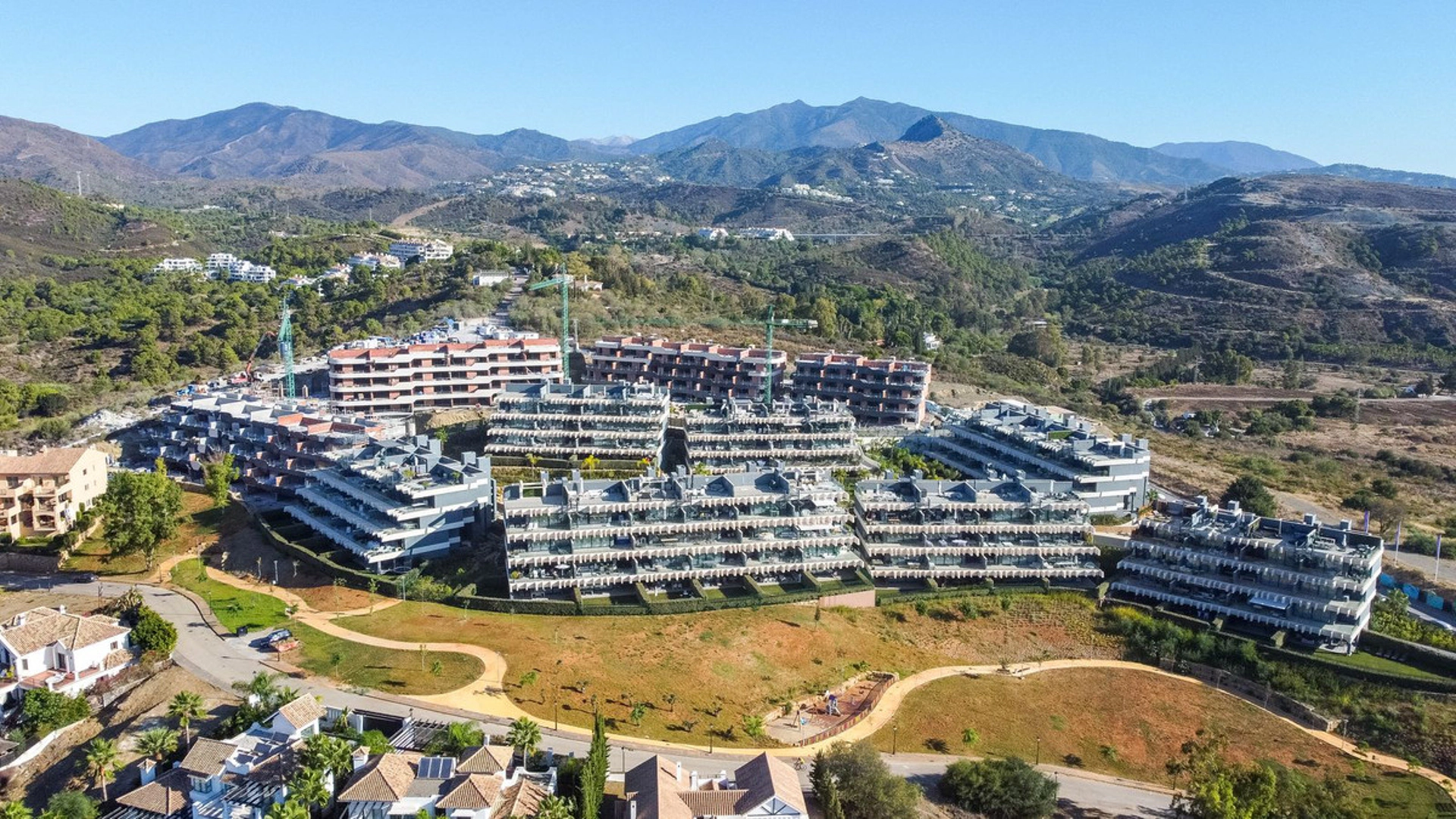 Apartment for sale in Estepona