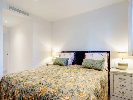 Apartment for sale in Estepona