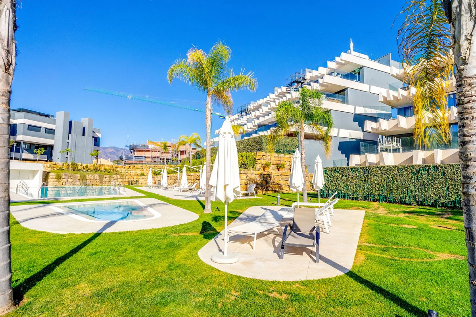 Apartment for sale in Estepona