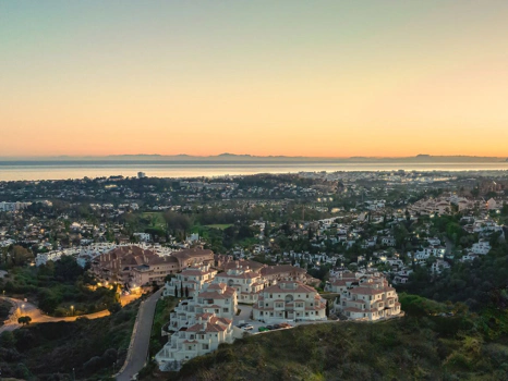 Penthouse for sale in Nueva Andalucia, Marbella