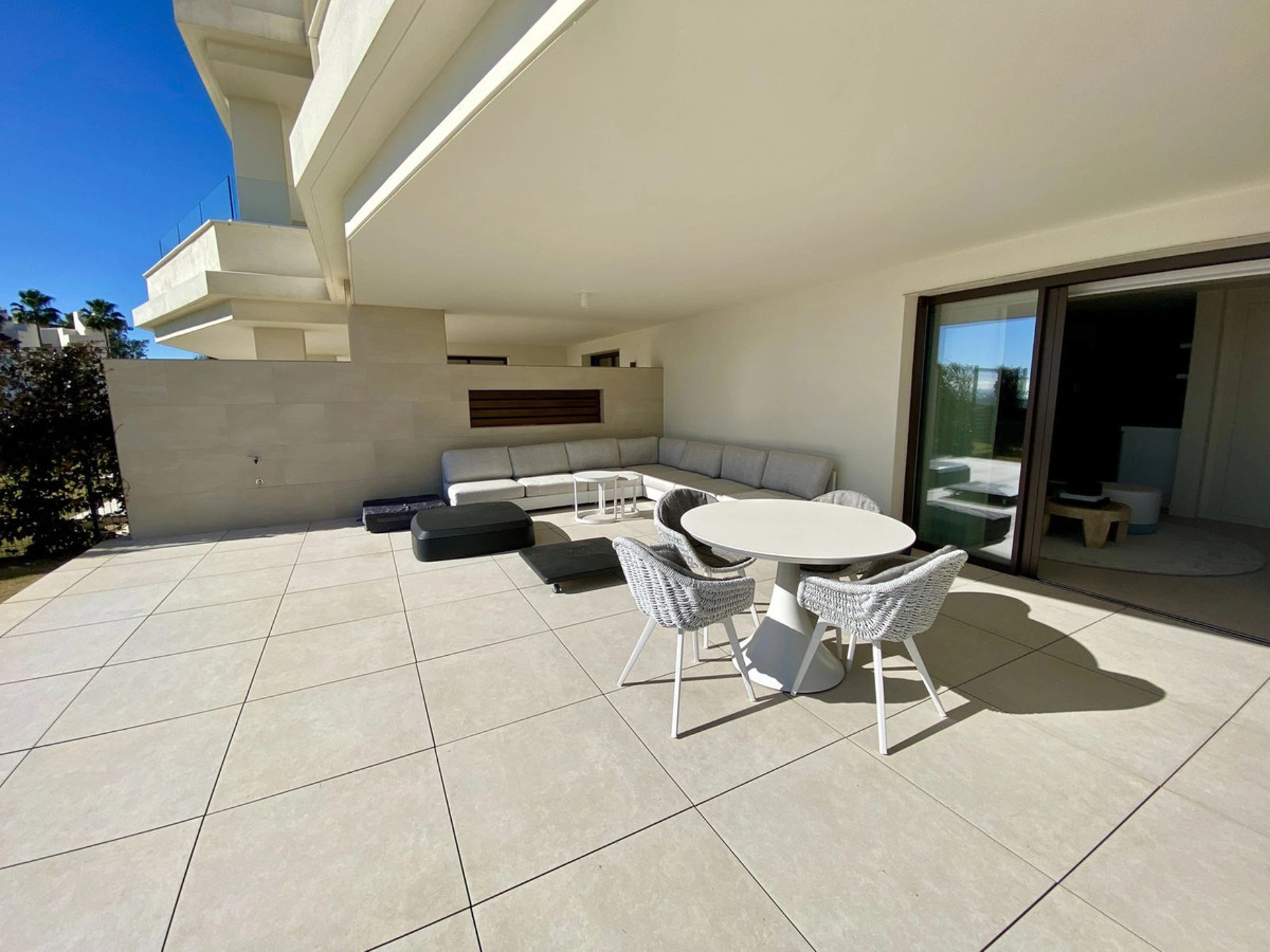 Apartamento Planta Baja en venta en New Golden Mile, Estepona Este