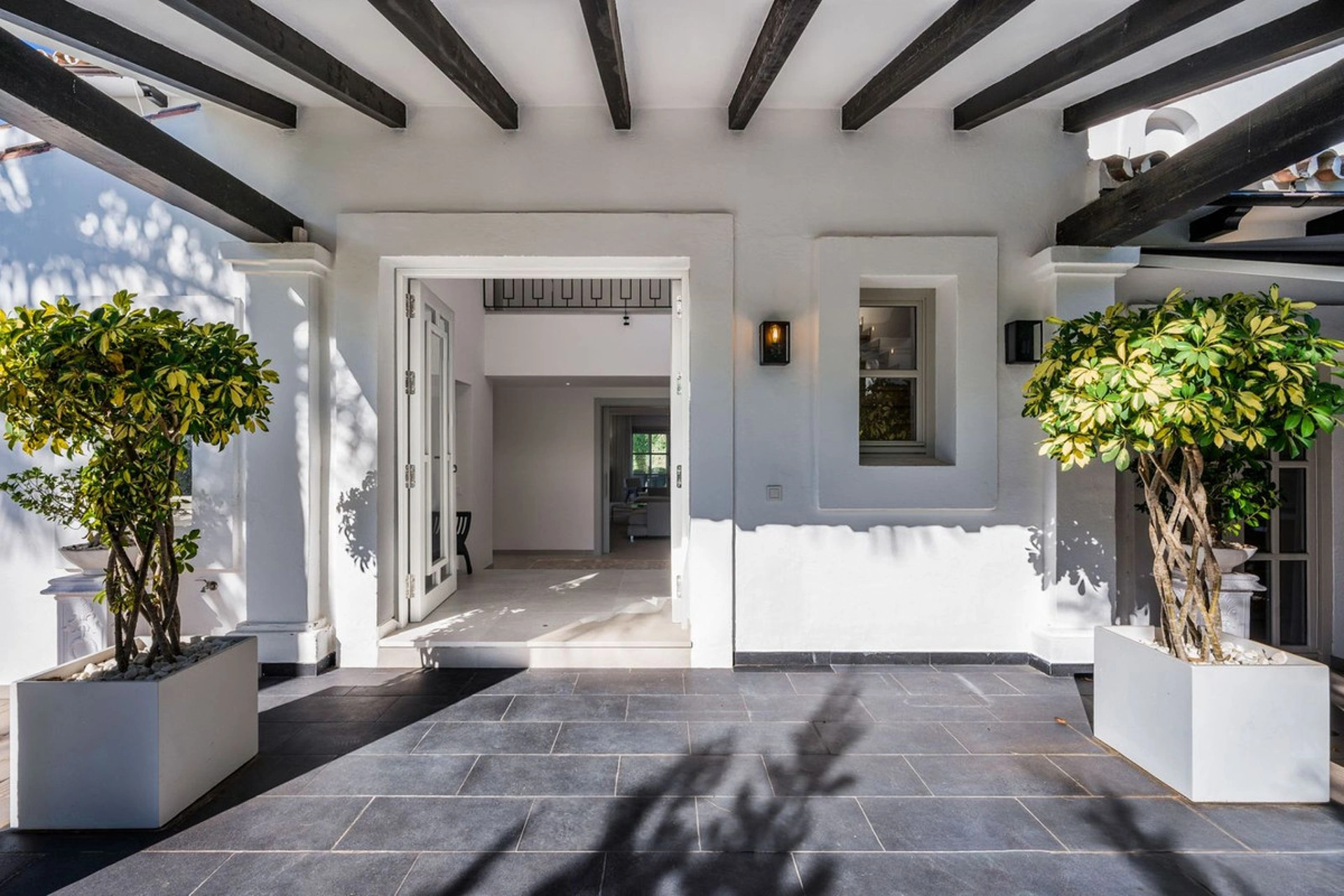 Villa for sale in Nueva Andalucia, Marbella