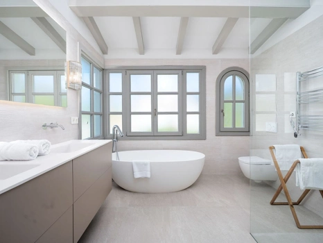 Villa for sale in Nueva Andalucia, Marbella