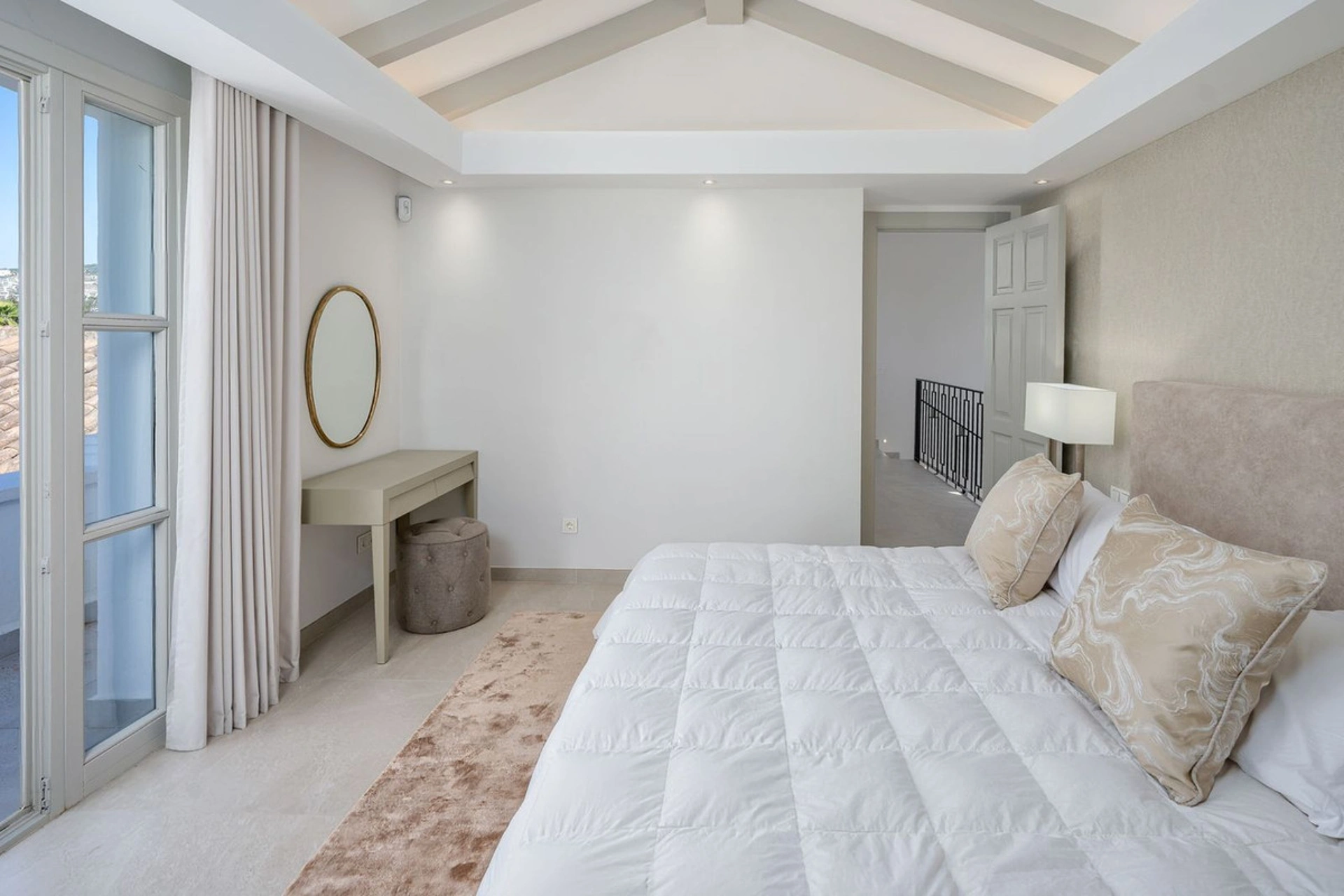 Villa for sale in Nueva Andalucia, Marbella