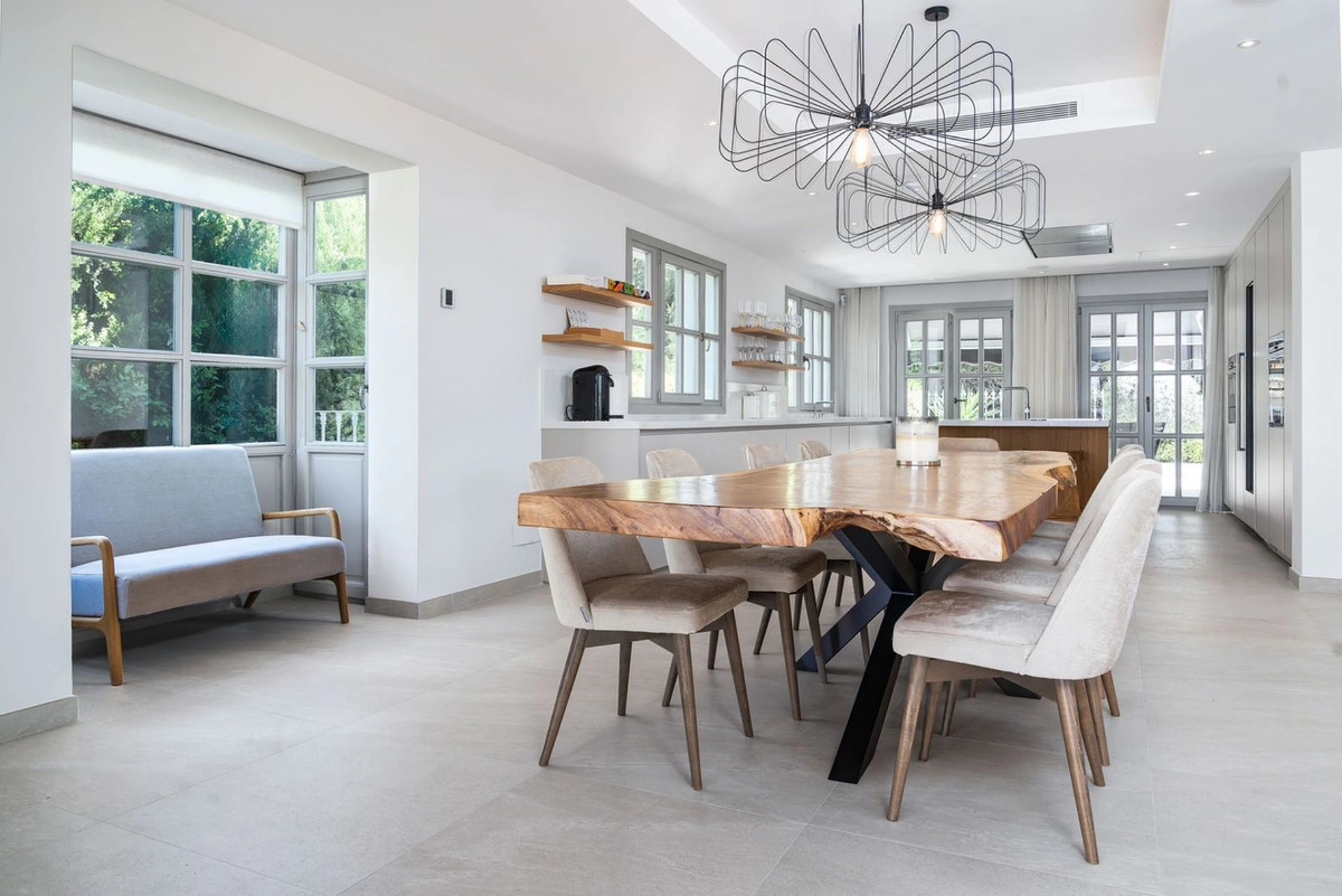 Villa for sale in Nueva Andalucia, Marbella