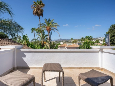 Villa for sale in Nueva Andalucia, Marbella