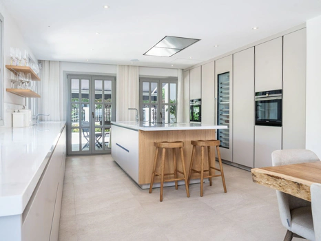 Villa for sale in Nueva Andalucia, Marbella