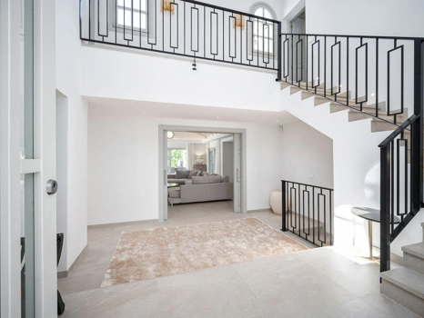 Villa for sale in Nueva Andalucia, Marbella