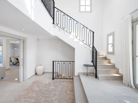 Villa for sale in Nueva Andalucia, Marbella