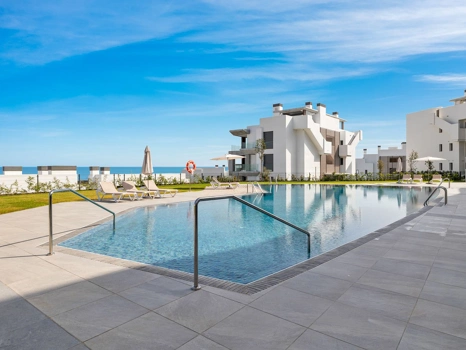 Ground Floor Apartment for sale in Benahavis