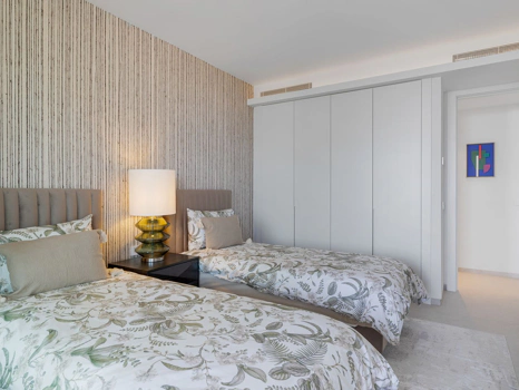 Ground Floor Apartment for sale in Benahavis