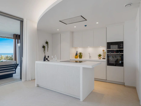 Ground Floor Apartment for sale in Benahavis