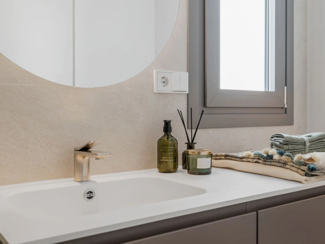Ground Floor Apartment for sale in Benahavis