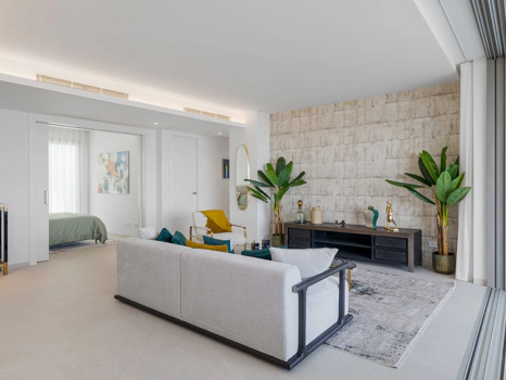 Ground Floor Apartment for sale in Benahavis