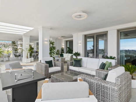 Ground Floor Apartment for sale in Nueva Andalucia, Marbella