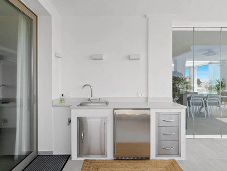 Ground Floor Apartment for sale in Nueva Andalucia, Marbella