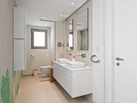 Ground Floor Apartment for sale in Nueva Andalucia, Marbella