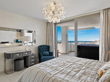 Ground Floor Apartment for sale in Nueva Andalucia, Marbella