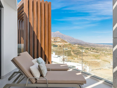 Ground Floor Apartment for sale in Benahavis