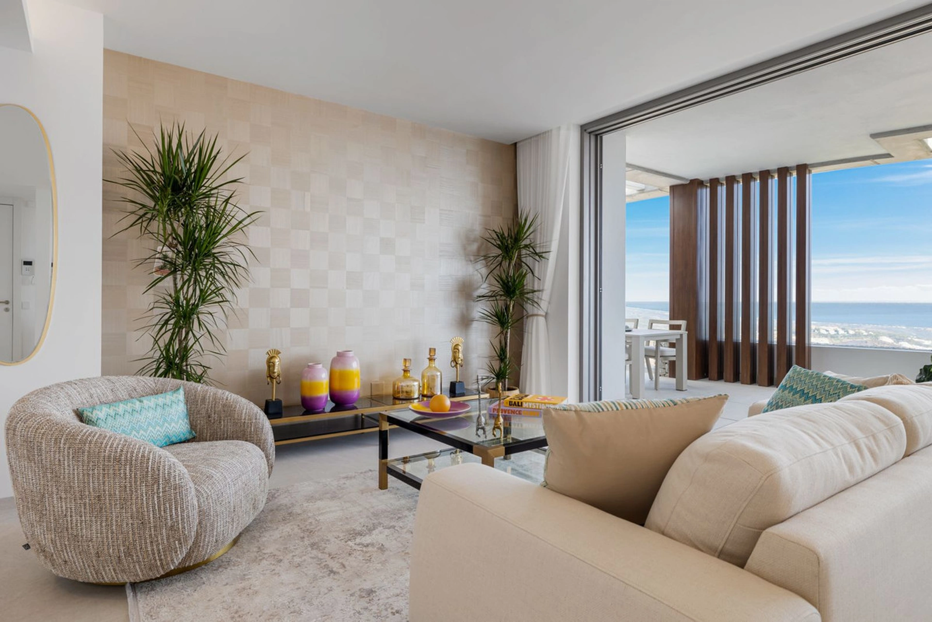 Ground Floor Apartment for sale in Benahavis