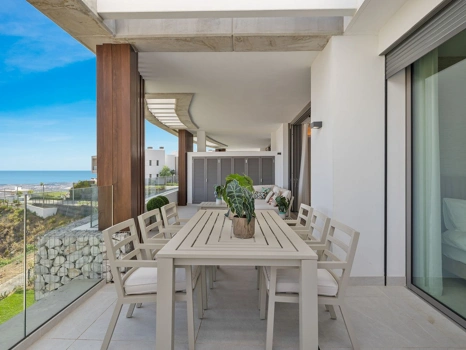 Ground Floor Apartment for sale in Benahavis