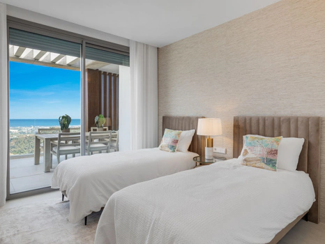 Ground Floor Apartment for sale in Benahavis