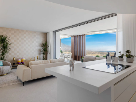 Ground Floor Apartment for sale in Benahavis