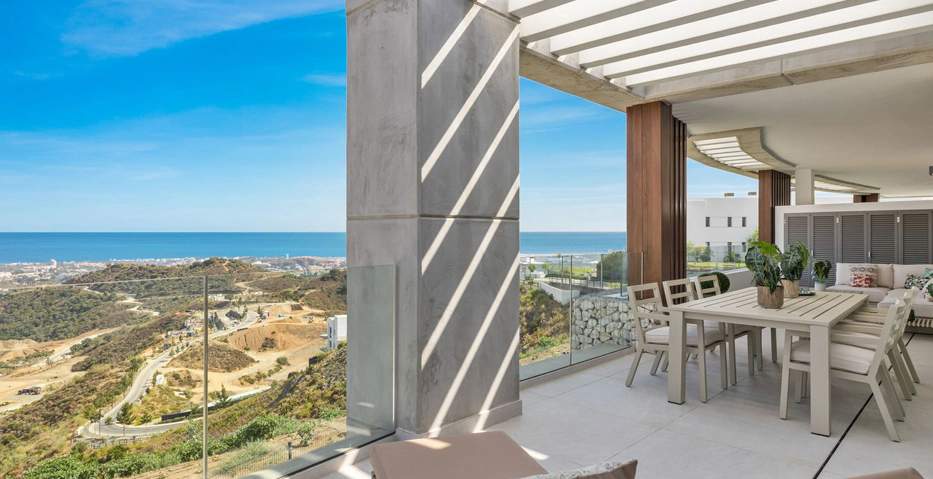 Ground Floor Apartment for sale in Benahavis